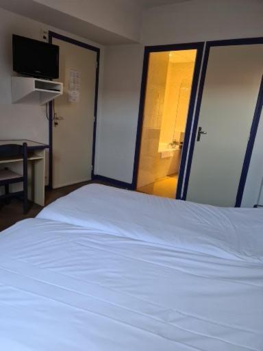 Hotel Des Roches Saint-Flour  Ngoại thất bức ảnh